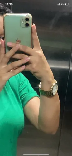IPHONE 11 1.000,00 REAIS 54,4gb (cor verde água) 