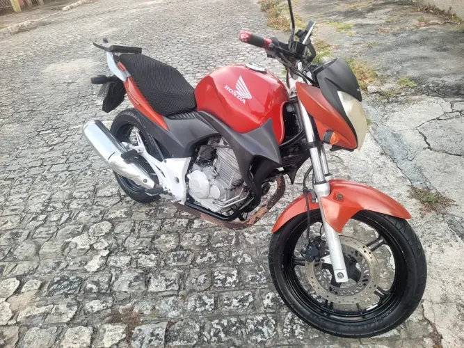Honda CB 300r/ 300r Flex 2011
