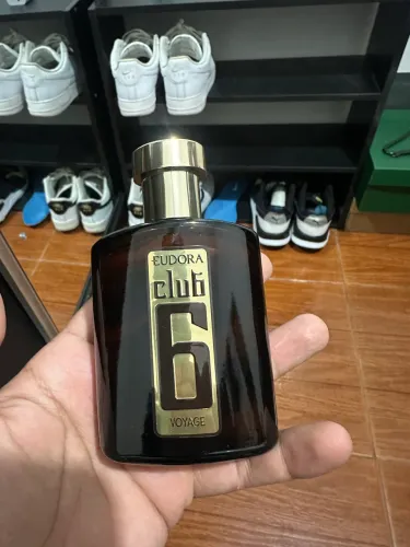 Club 6 Voyage