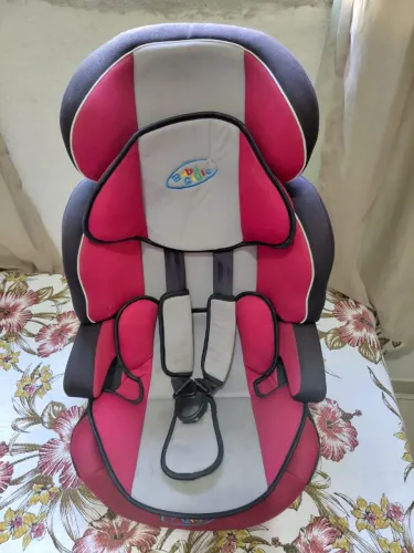 Vende -se cadeirinha