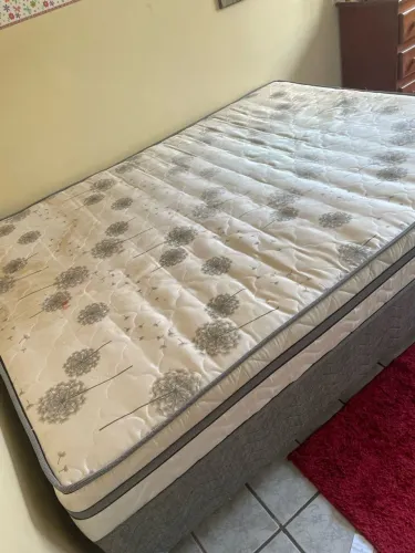 Vendo cama casal