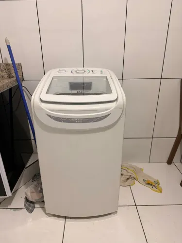 Máquina de Lavar Electrolux Turbo Economia 8kg