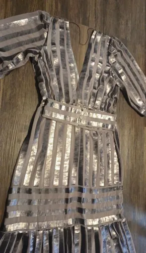 Vestido de festa com paetes