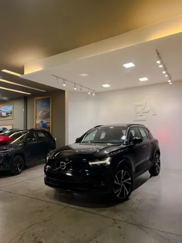 Volvo XC40 T-5 R-design 2.0 252cv AWD 2019
