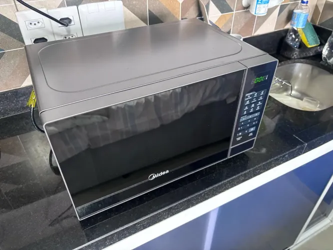 Forno Micro-ondas Midea 20litros