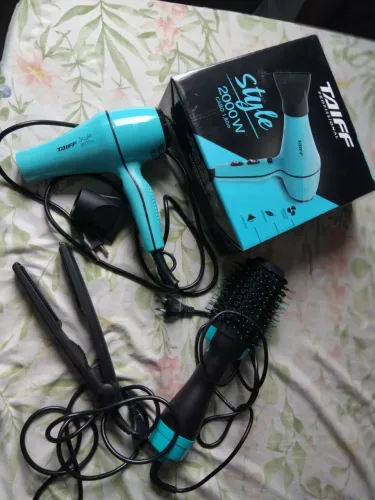 Secador taiff , escova secadora e chapinha gama 300.00