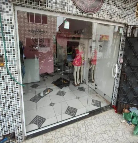 Portas e janelas no vidro temperado 