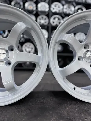 Rodas TE37 aro 15 tala 8
