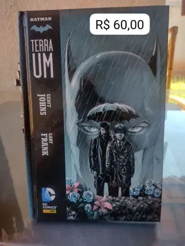 HQ Batman Terra Um - Edição de Colecionador