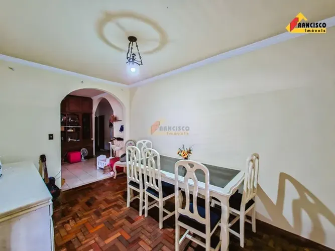 Casa à venda, 3 quartos, 1 suíte, 4 vagas, Niterói - Divinópolis/MG