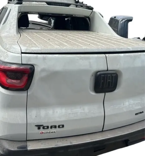Capota Marítima Fibra Fiat Toro ultra 2021 2022 2023