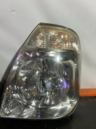 Farol direito ou esquerdo original Kia bongo Ano 08/14