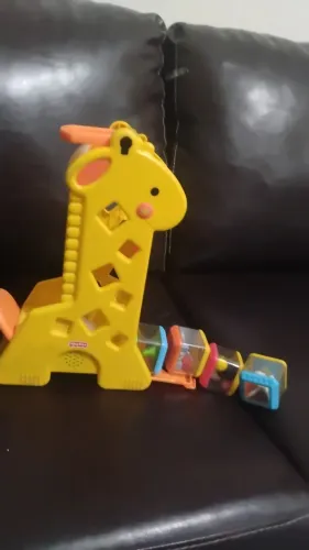 Girafa com blocos de encaixe Fisher Price