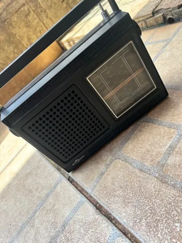 Rádio motorradio 6 faixas impecável