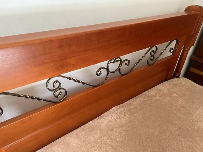 Cama de Madeira Maciça Queen Size Casal Peroba Rosa (sem colchão)