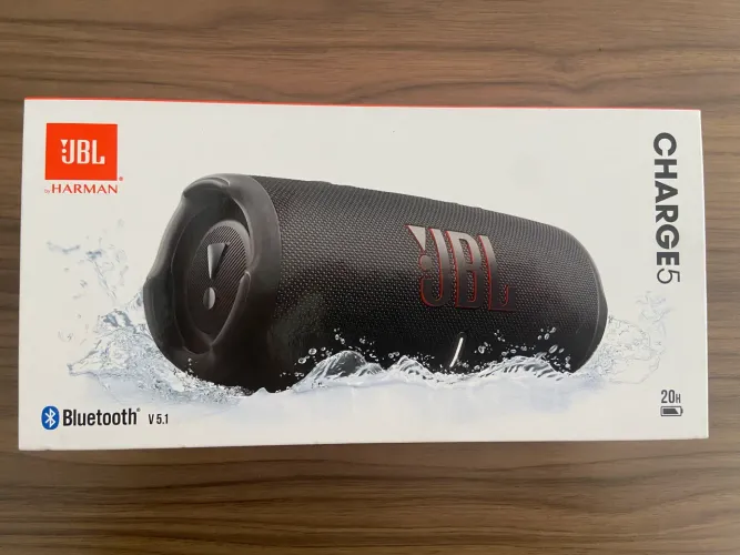 Caixa de som JBL charge 5