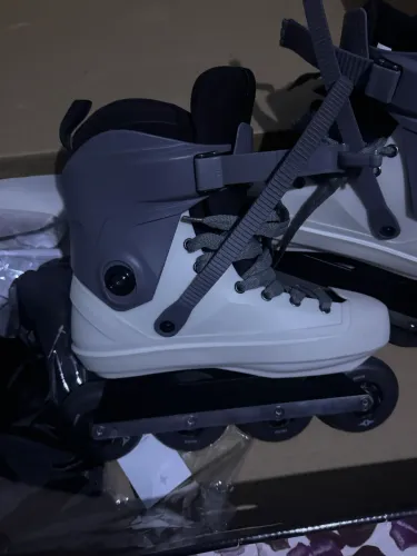 Patins Alcedo One 80 - Cinza/Branco TAM 37/38