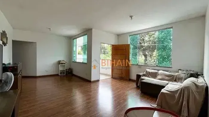 DUAS Casas com 5 dormitórios à venda, 175 m² por R$ 1.000.000 - Alípio de Melo - Belo Hori