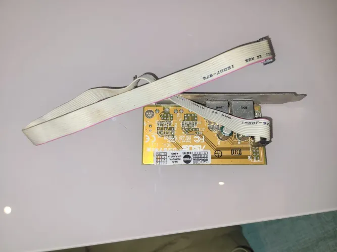 placa ASUS USB/MIR Port Card Rev. 1.11 