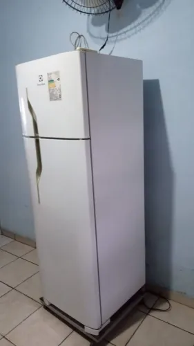Geladeira Eletrolux