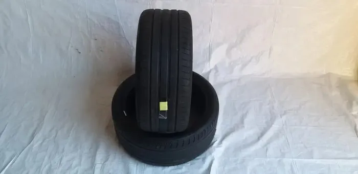 Par De Pneus Bridgestone 275-35-r21 #003