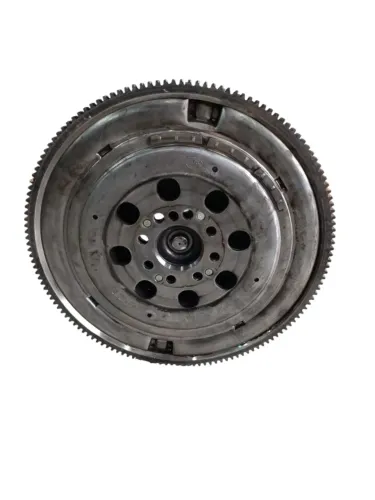 Volante Do Motor Mb Sprinter Om651 2.2 A6510300600