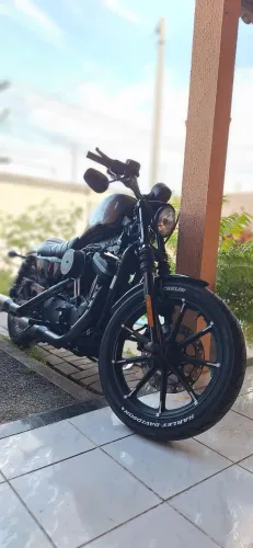 Harley-Davidson XL883N Iron 883
