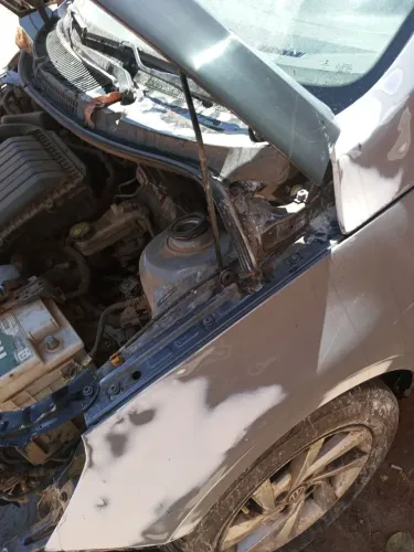 Pintura automotiva e recuperação de para choque 