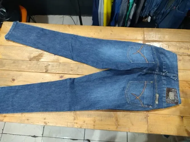CALÇA JEANS FEMININA ALL TAMANHO; 38 VALOR 30,00