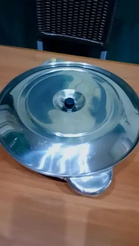 Panela/recipiente de Inox Vintage 30cm com 4 Divisórias e Tampa - Peça Rara<br>