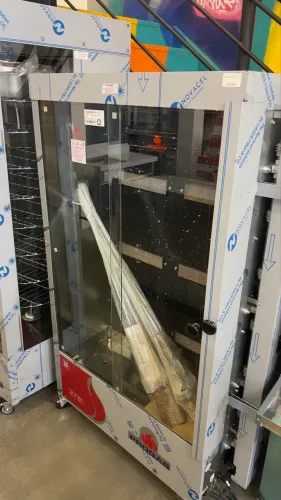 Máquina de assar frango com 6 espetos novo pronta entrega 