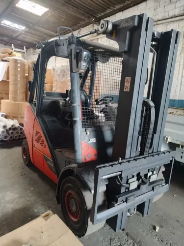 Empilhadeira Linde H35 2019