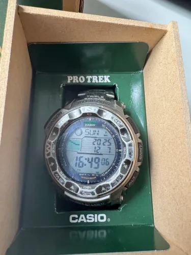 Relógio Casio Protrek Solar Titânio PRG 250 T