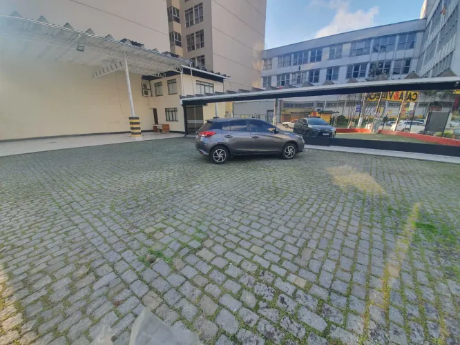 Lote/Terreno para aluguel com 400 metros quadrados em Agriões - Teresópolis - RJ