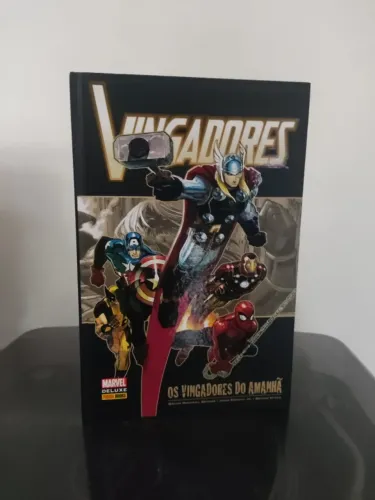 Marvel Deluxe - Os Vingadores do Amanhã - Panini Comics - nacional