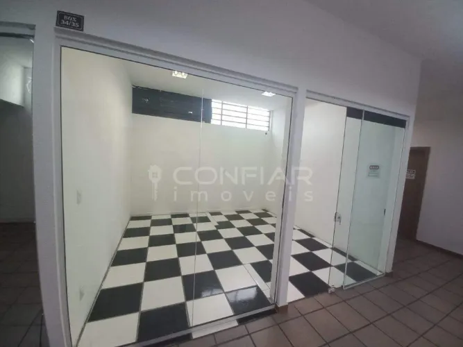 BOX COMERCIAL PARA LOCAÇÃO CENTRO DE JOINVILLE POR R$ 1100,00 +TAXAS