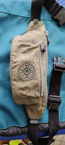Pochete masculina Kipling original impecável pouquíssimo uso 