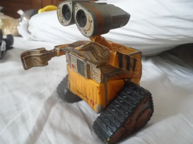 Boneco Wall-E da Grow Disney Pixar 12 com de altura