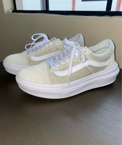 Tênis Vans Old Skool Overt CC