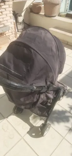 Carrinho de bebê IMPORTADO