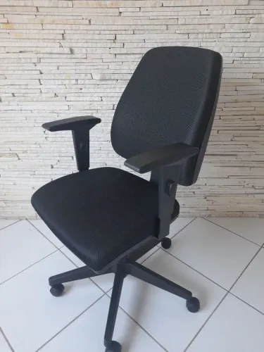 Cadeira cavaletti