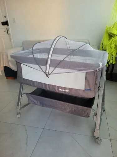 BERÇO PORTÁTIL MOISES CO-BED Com balanço Mosquiteiro e Cesto Cinza Kababy