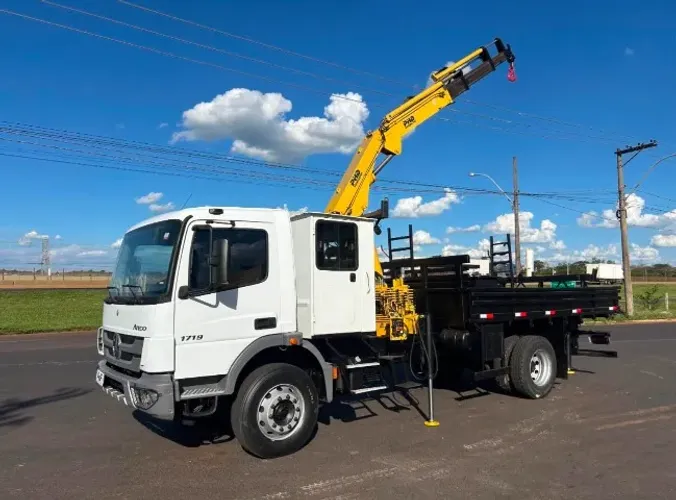 Mercedes-benz atego 1719 munck 16t