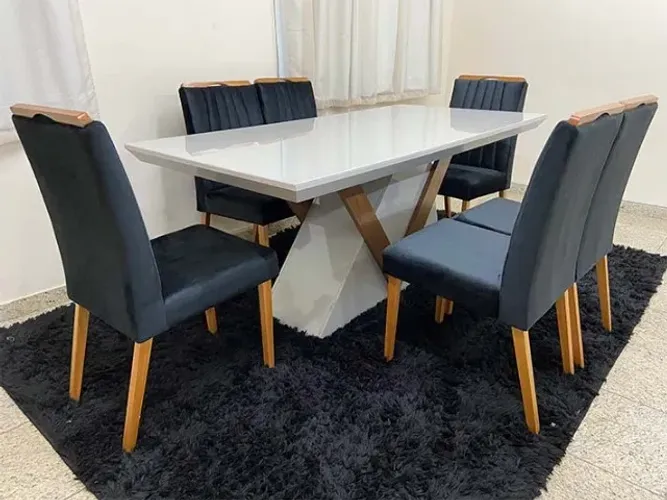 Mesa de Jantar com Tampo de Vidro Bege + 8 Cadeiras na cor Preta