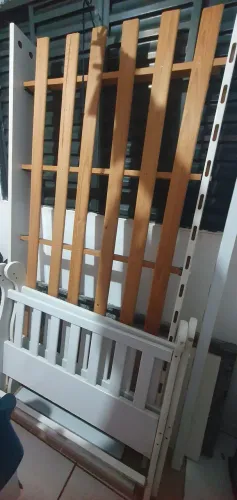 Cama de solteiro 