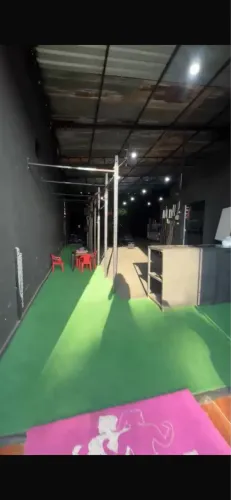 Academia é Crossfit completo 