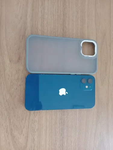 Vendo iPhone 12 valor a negociar