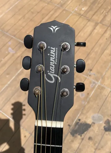 Violão a venda