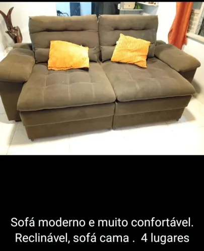 Sofá Suede marrom, lindo e altamente confortável,em perfeito estado
