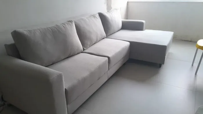 Sofá confortável e super conservado